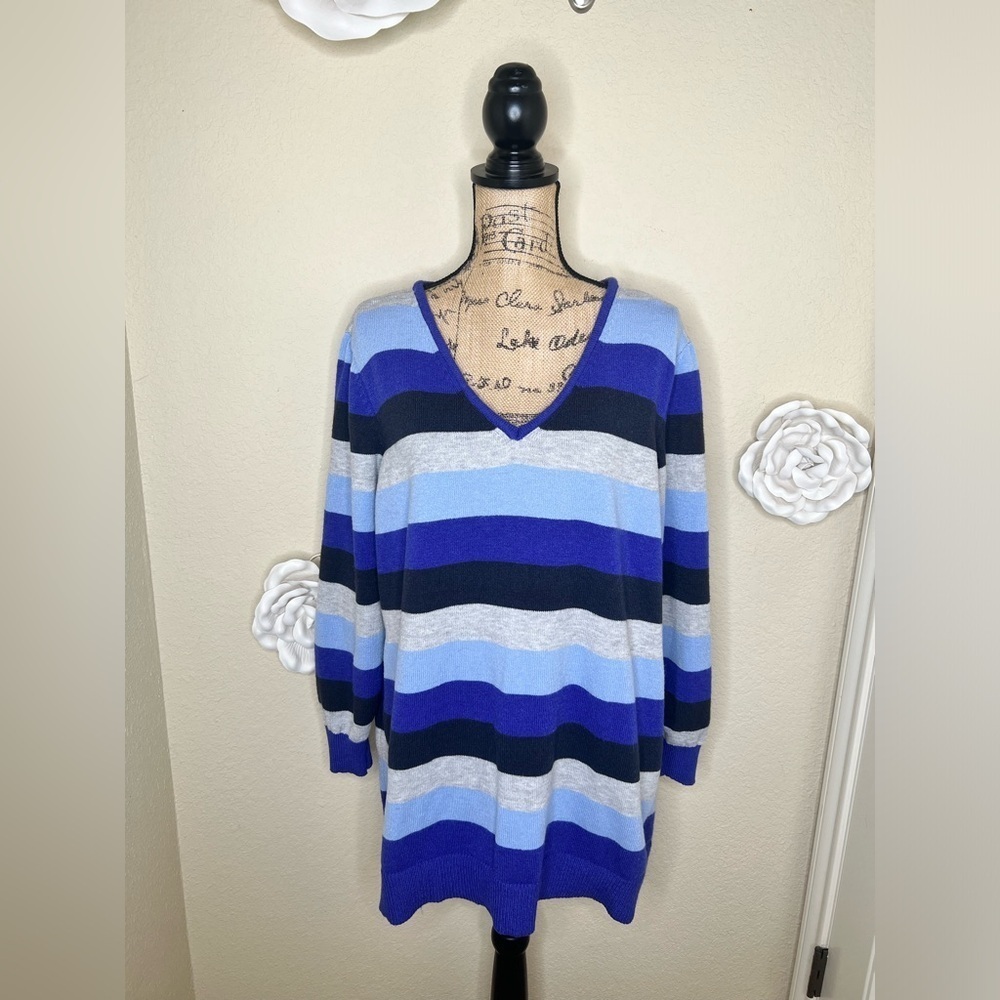 Lane Bryant V Neck Blue Multicolored Striped Tunic Style Sweater Size 22/24